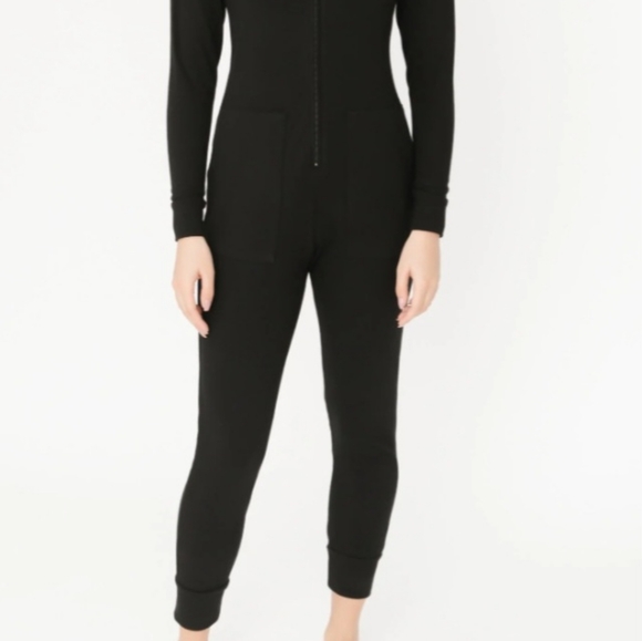 JH x SMASH + TESSHarris Hoodie Romper in Midnight Black - Picture 2 of 8